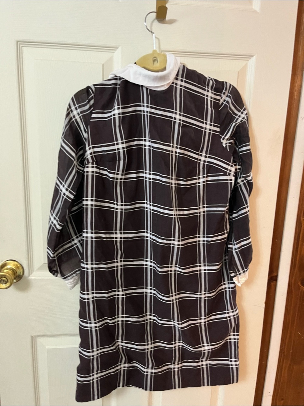 Vintage 1960s Brown & White Plaid Long Sleeve dress with Contrast Collar